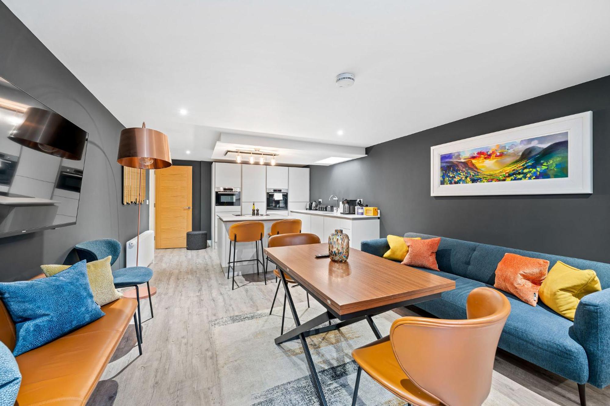 Righ Properties - Luxury West End Artisan Apartment เอดินบะระ ภายนอก รูปภาพ